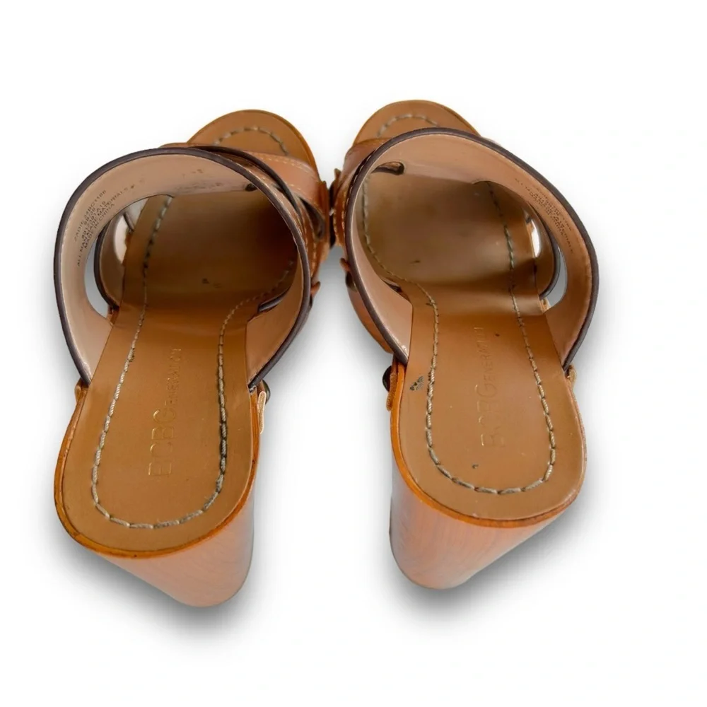 BCBGeneration Zadie Cognac Faux Leather Woodgrain Platform Mule Sandals Size 6